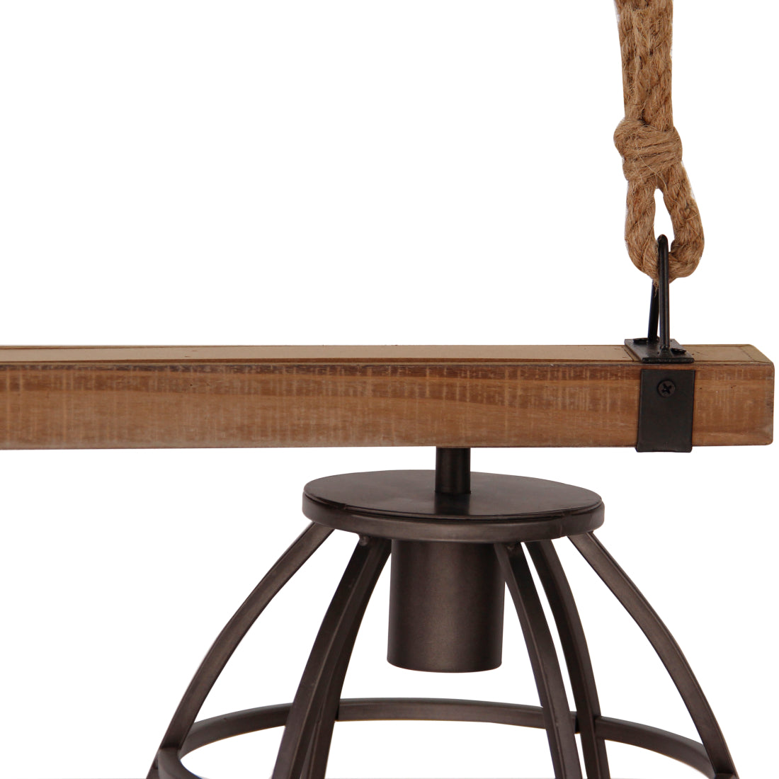 De Various Frame hanglamp in zwart heeft een Ø25 cm kap. Een moderne, stijlvolle hanglamp die een eigentijdse uitstraling biedt voor elk interieur.