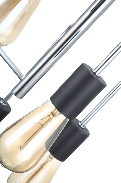 De Chericoni Retro Hanglamp met drie lichtpunten. De lamp heeft een combinatie van chromen en zwarte elementen en een retro design.
