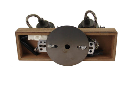 De Chericoni Tazza Plafondspot (2-lichts) in brons met hout is een stijlvolle en flexibele spot. Richt de spots naar wens en creëer sfeer in huis!
