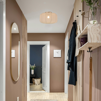 Lecce plafondlamp van Chericoni met luchtige textiele kap en warme, zachte lichtverspreiding.