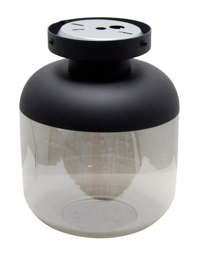 Specchio Opaco Plafondlamp met een diameter van 21 cm. De lamp heeft een minimalistische en moderne vormgeving met een matte afwerking.