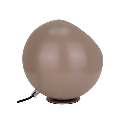 De taupekleurige Sfera tafellamp heeft een modern design. Perfect voor een sfeervolle aanvulling in jouw interieur.