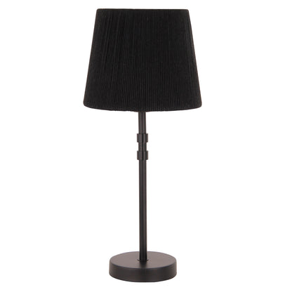 Moderne zwarte drum-lampenkap met een ambachtelijke geweven textuur.