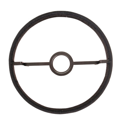 Bovenaanzicht van de geweven lampenkap met focus op de E27-fittinghouder.