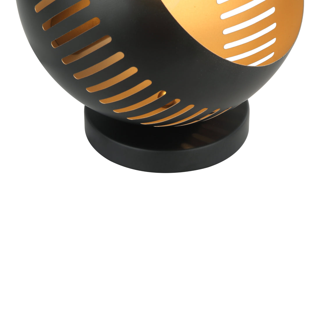 De Various Globe tafellamp in zwart heeft een Ø25 cm kap. Een moderne, stijlvolle tafellamp die een eigentijdse uitstraling biedt voor elk interieur.