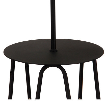 Detailweergave van de Arezzo vloerlamp in zwart. Dit industriële ontwerp voegt karakter toe aan je interieur.