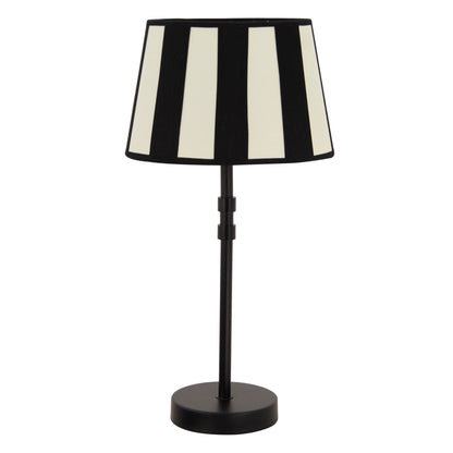 Creme lampenkap Oval voegt warmte en stijl toe aan elke ruimte. Perfect voor een gezellige sfeer en sfeervolle verlichting.