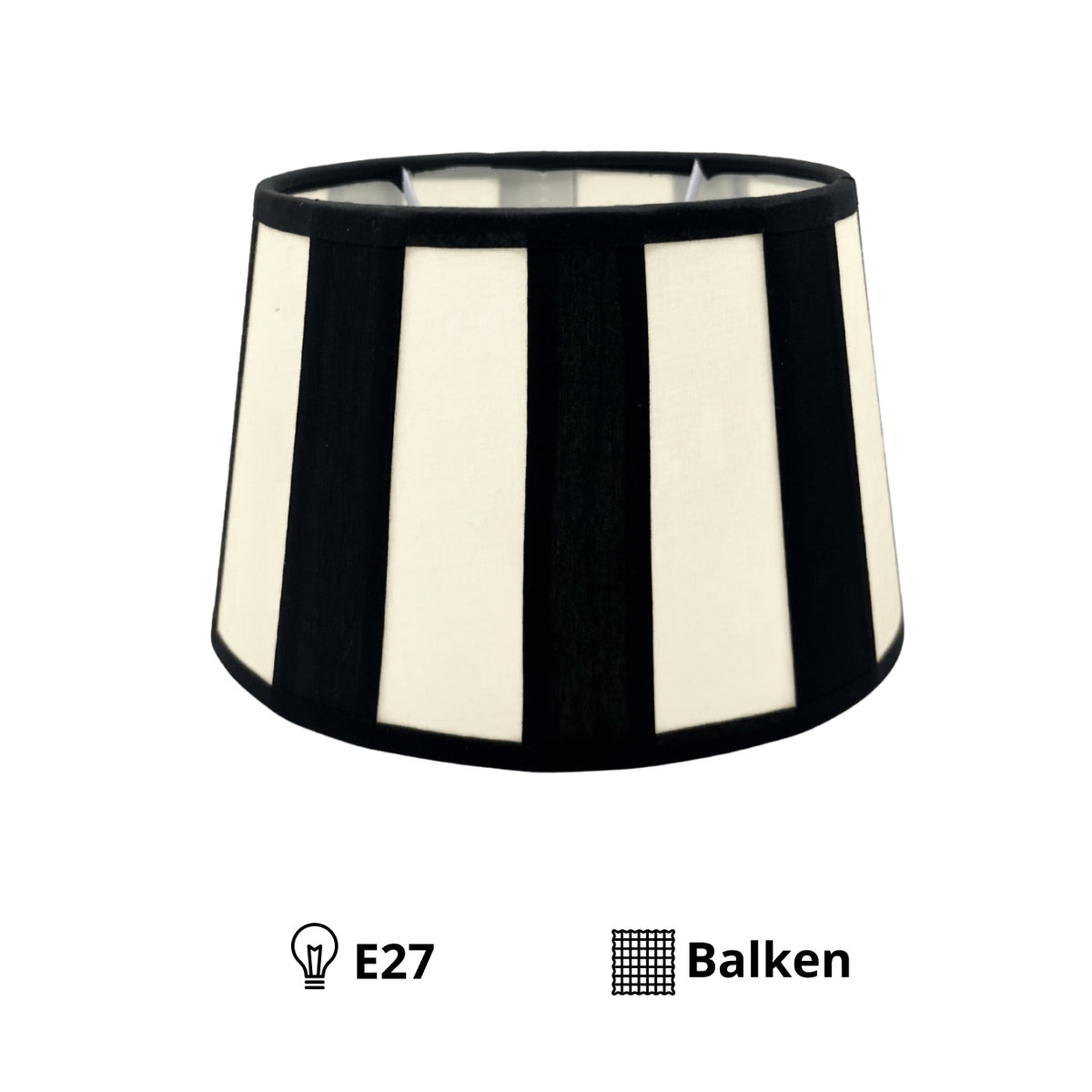 De crèmekleurige lampenkap Oval voegt een moderne touch toe aan uw interieur. Perfect voor een sfeervolle verlichting.