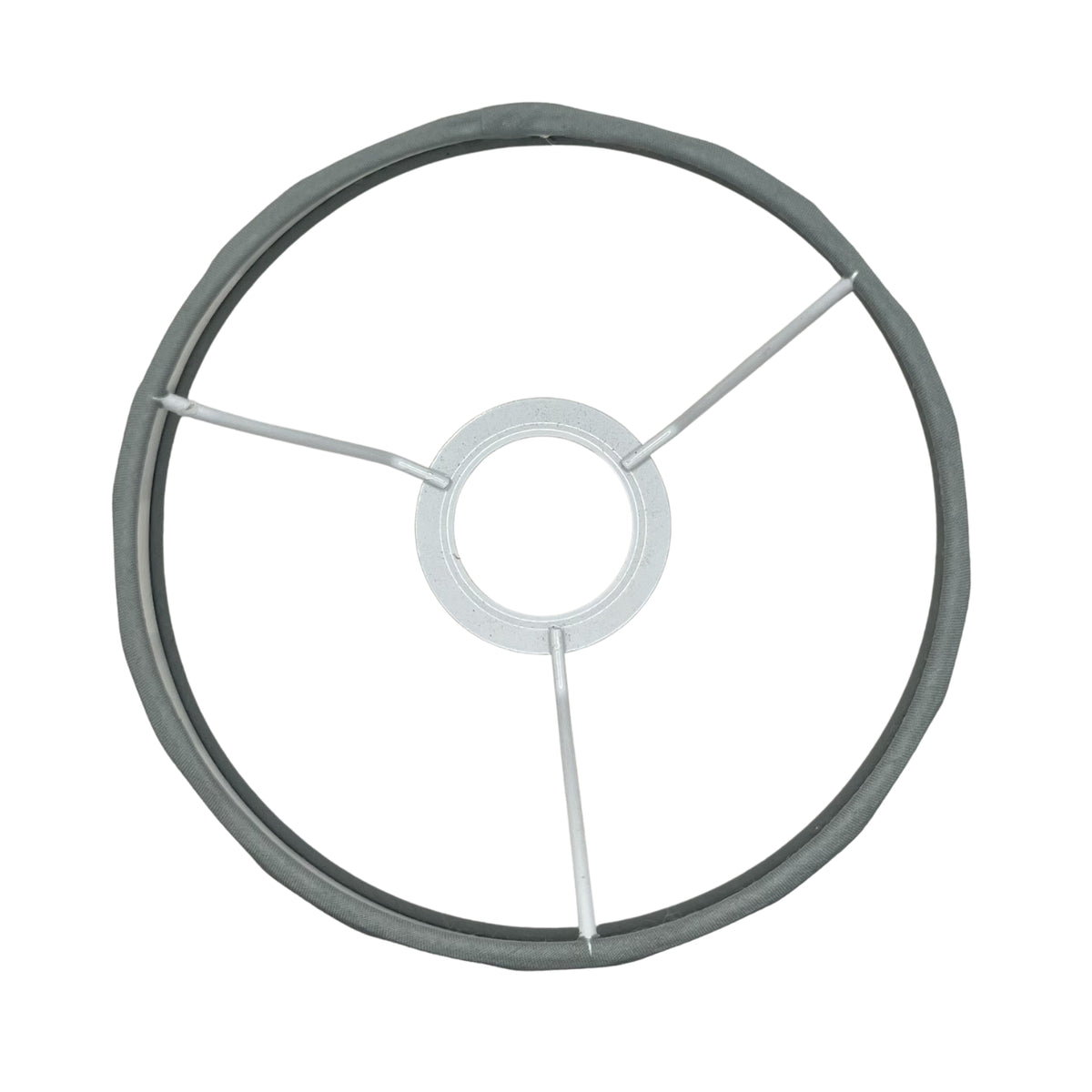 De grijze lampenkap Drum heeft een moderne uitstraling. Perfect voor het creëren van een sfeervolle ambiance in uw interieur.