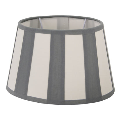 Moderne grijze lampenkap Oval van Various, perfect voor een sfeervolle accentverlichting in jouw interieur.