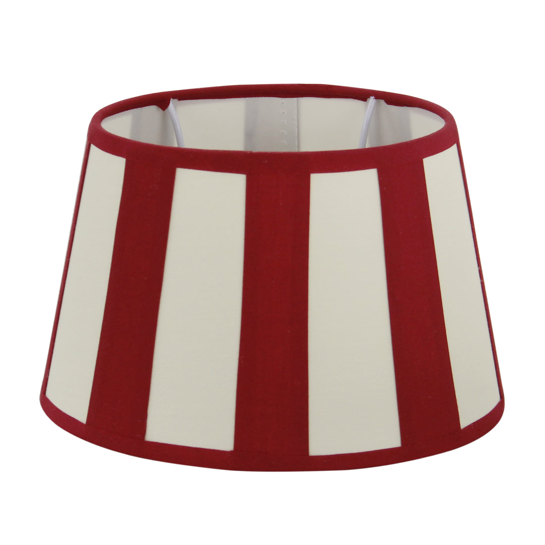Deze moderne lampenkap in wit en rood geeft een speelse twist aan je interieur.