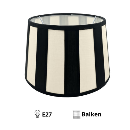 Deze zwarte lampenkap in drumvorm geeft een moderne uitstraling. Perfect voor sfeervolle verlichting in elke ruimte.