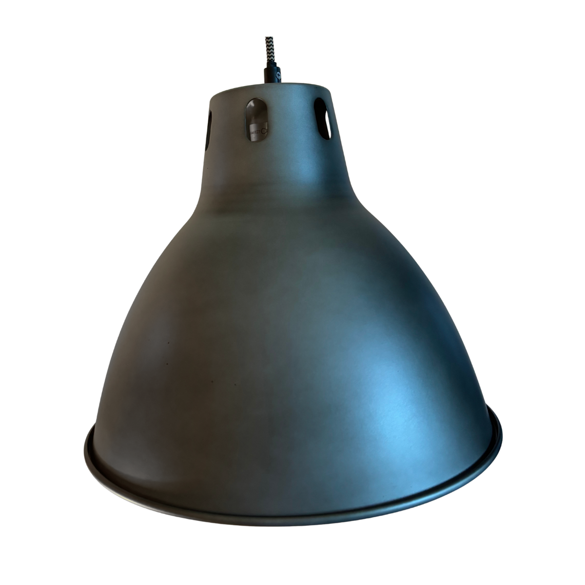 Een detail van de Cucina hanglamp in grijs met een modern design. Perfect voor een sfeervolle keuken of eetruimte.
