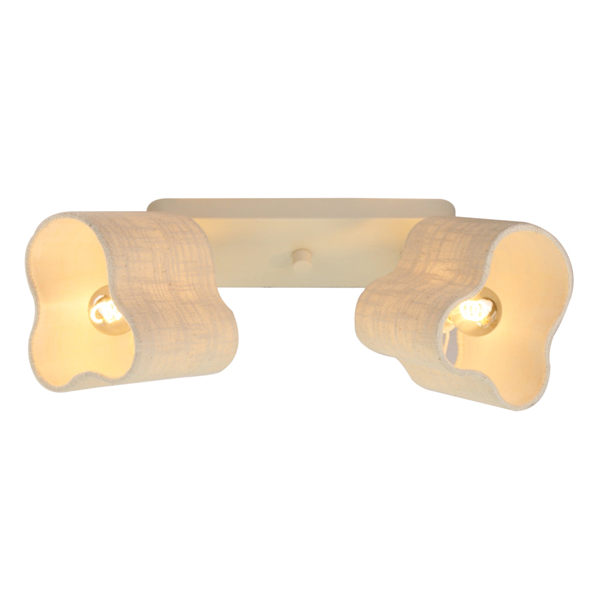 De crèmekleurige Caspera plafondlamp straalt een warme, serene sfeer uit. Perfect voor een Japandi-interieur.