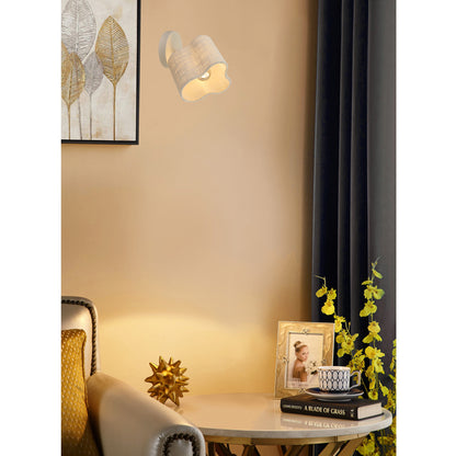 De crème Caspera plafondlamp in linnen brengt een warme, Japandi sfeer in je interieur. Perfect voor elke ruimte.