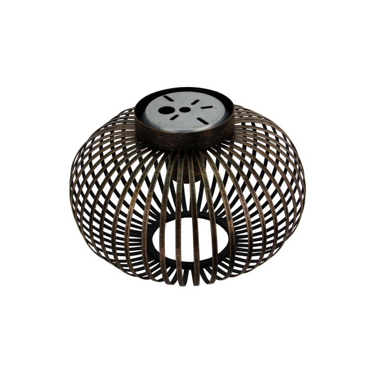 De bronzen plafondlamp Curvato voegt een industrieel accent toe aan je interieur. Een schitterend detail voor elke ruimte.