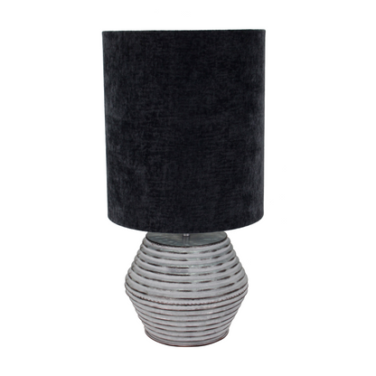 Moderne tafellamp Modena in grijs met een elegante uitstraling. Perfect voor sfeervolle verlichting in uw interieur.