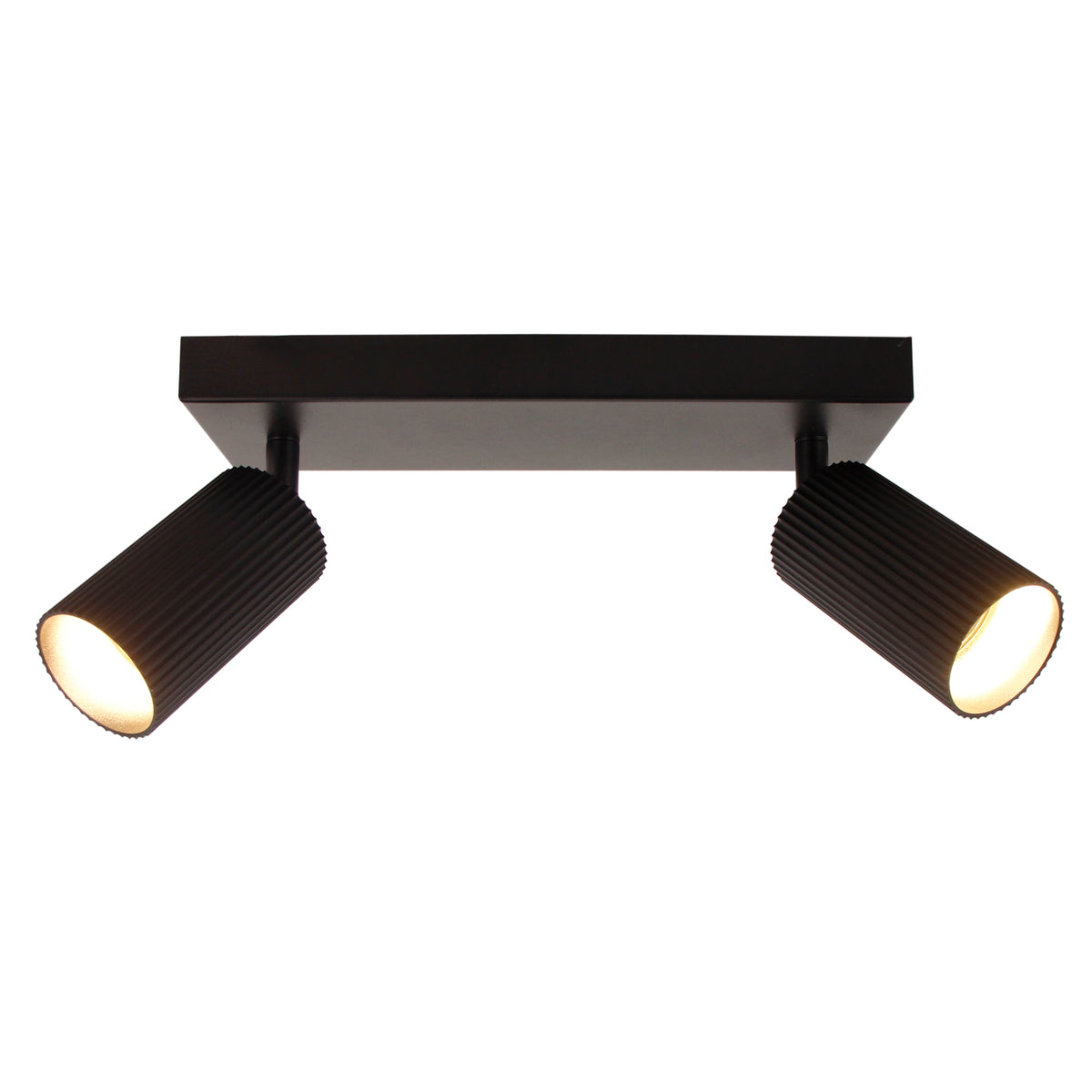 De Rigo plafondlamp in zwart metaal voegt een industriële flair toe aan je interieur. Perfect voor sfeervolle verlichting.