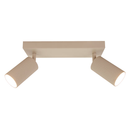 De Rigo plafondlamp in zandkleur brengt warmte en stijl in uw interieur. Perfect voor een gezellige sfeer boven elke ruimte.