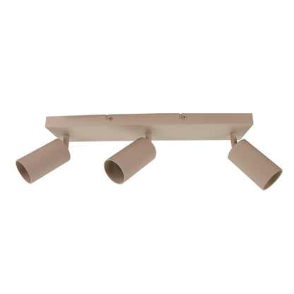 De zandkleurige Rigo plafondlamp voegt warmte toe aan elke kamer. Perfect voor een sfeervolle ambiance in huis.