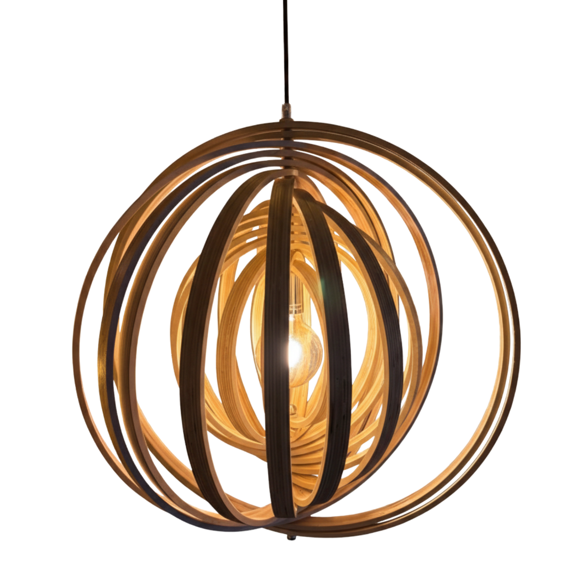 Detailfoto van de crèmekleurige Ring hanglamp met modern design. Perfect voor een stijlvolle aanvulling in je interieur.