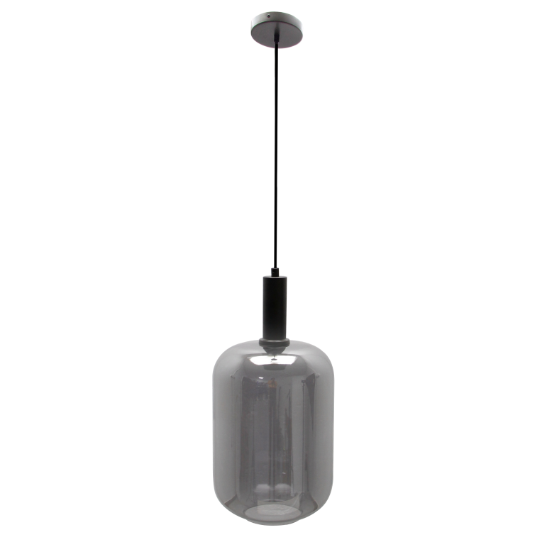 De zwarte hanglamp Specchio geeft een moderne touch aan je interieur. Perfect voor boven de eettafel of in de woonkamer.