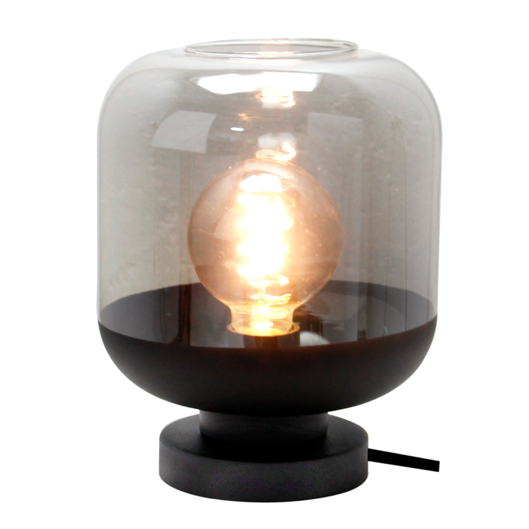 De zwarte tafellamp Specchio opaco geeft elke ruimte een moderne uitstraling. Perfect voor sfeervolle avonden thuis.