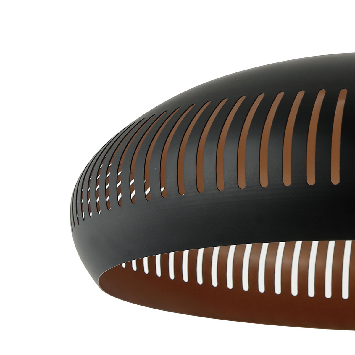 De Strisce hanglamp in zwart metaal heeft een industriële uitstraling. Perfect voor een stoere ambiance in elke ruimte.