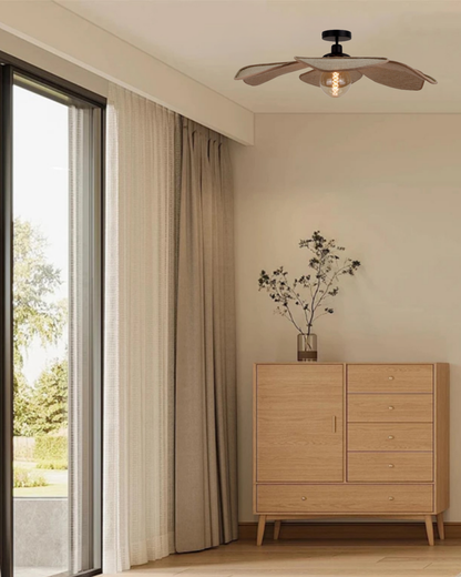 Detail van de moderne beige Corvo plafondlamp met een breedte van 80 cm. Perfect voor een eigentijdse sfeer in je interieur.
