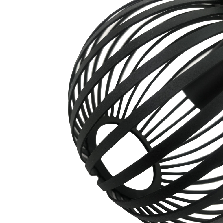 De detailfoto toont de zwarte Curvato plafondlamp met industrieel ontwerp.