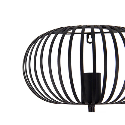 Deze detailfoto toont de zwarte Curvato wandlamp met een industrieel ontwerp. Perfect voor een stoere, moderne sfeer.