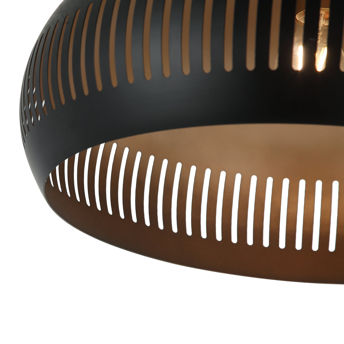 De Duomo hanglamp in zwart en goud voegt luxe toe aan je interieur. Een moderne eyecatcher voor boven de eettafel.