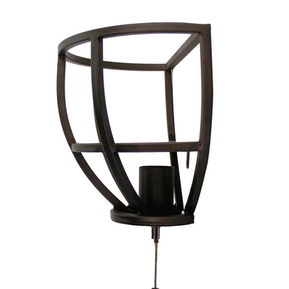 De zwart metalen Aperto wandlamp heeft een robuust industrieel design. Perfect voor een trendy touch aan je muren.