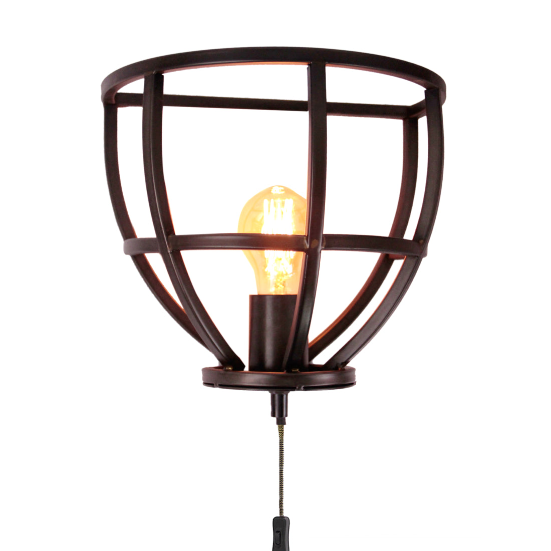 Industriële wandlamp in zwart met een strakke afwerking. Perfect voor een moderne uitstraling in jouw interieur.