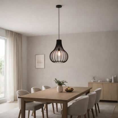 De zwarte Goccia hanglamp heeft een moderne uitstraling met een strakke afwerking. Perfect voor een eigentijdse sfeer.