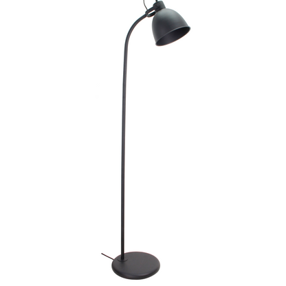 Deze zwarte vloerlamp Koen heeft een strakke, moderne uitstraling.