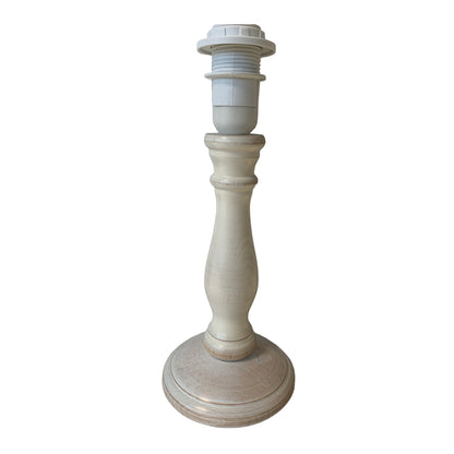 Moderne lampenvoet in crème kleur met een hoogte van 20,5 cm. Perfect voor een eigentijdse uitstraling in uw interieur.