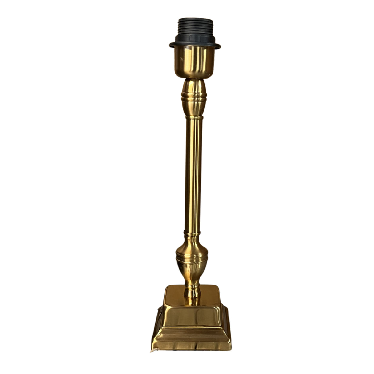 Moderne lampenvoet in prachtig messing voor een verfijnde uitstraling. Perfect om elke ruimte een luxe touch te geven.