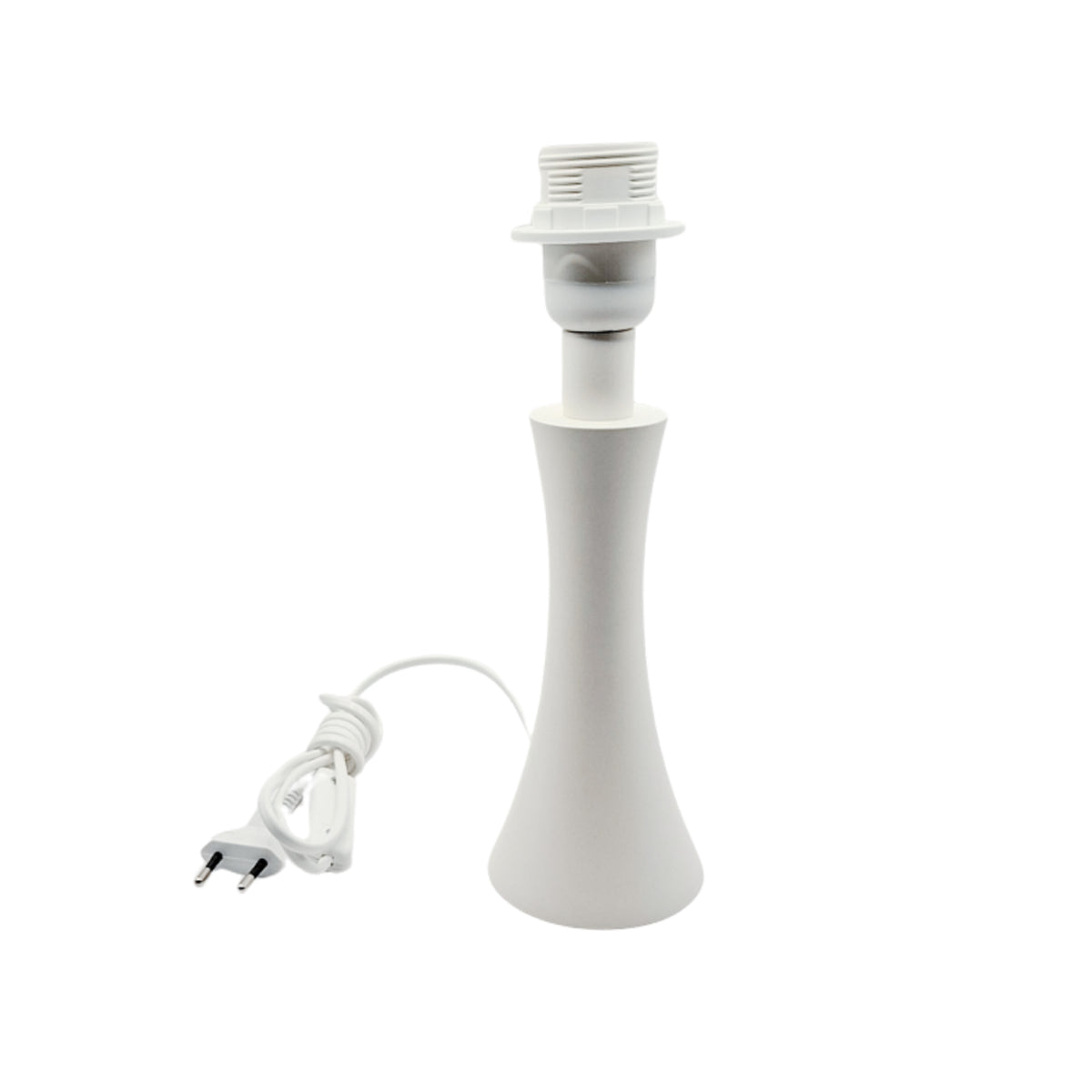 Deze witte lampenvoet van 25 cm past perfect in een Scandinavisch interieur. Een stijlvolle basis voor jouw verlichting.