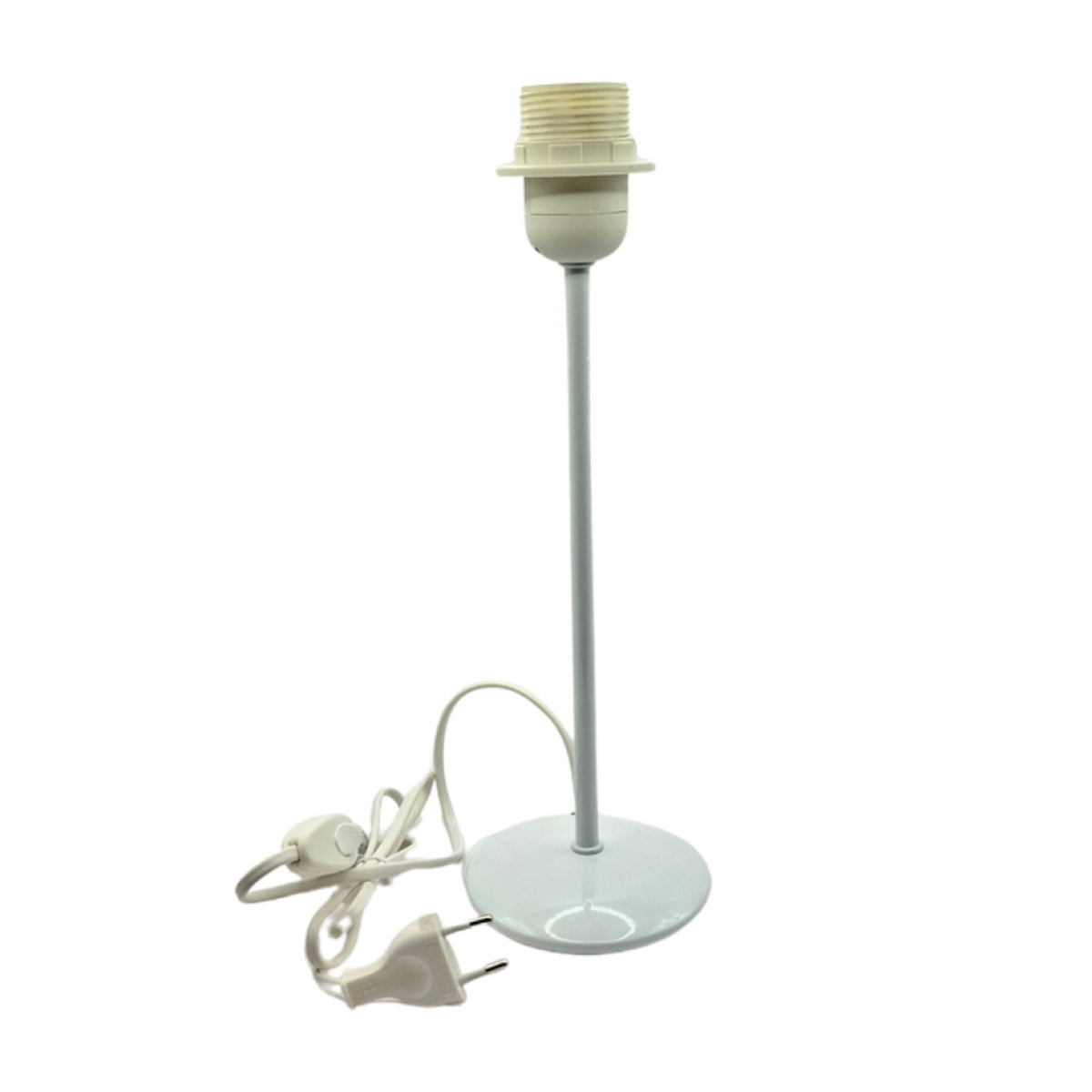 De witte lampenvoet van 29 cm voegt een moderne touch toe aan je interieur. Perfect voor elke stijl en ruimte.