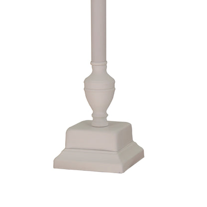 De witte lampenvoet van 34 cm voegt een frisse touch toe aan je interieur. Ideaal voor een eigentijdse uitstraling.