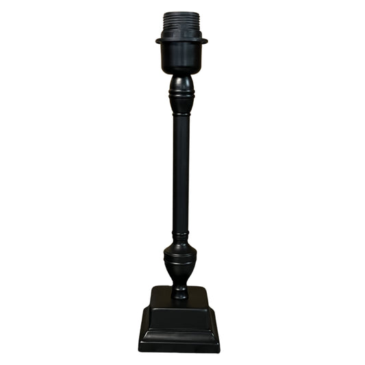 Strakke zwarte lampenvoet van 34 cm hoogte. Perfect voor het creëren van een eigentijdse sfeer in jouw interieur.