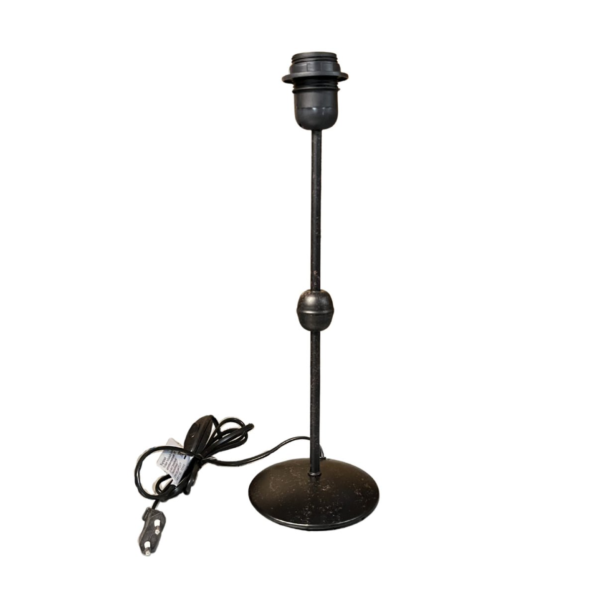 Deze zwarte lampenvoet van 38 cm geeft een moderne uitstraling aan jouw interieur. Perfect voor elke lampenkap.