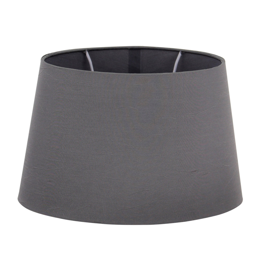 Deze antracieten lampenkap heeft een tijdloos ontwerp. Perfect voor een sfeervolle ambiance in elk interieur.