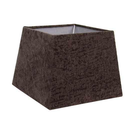 De antracietkleurige lampenkap Quadrato voegt een moderne touch toe aan je interieur. Perfect voor sfeervolle verlichting.