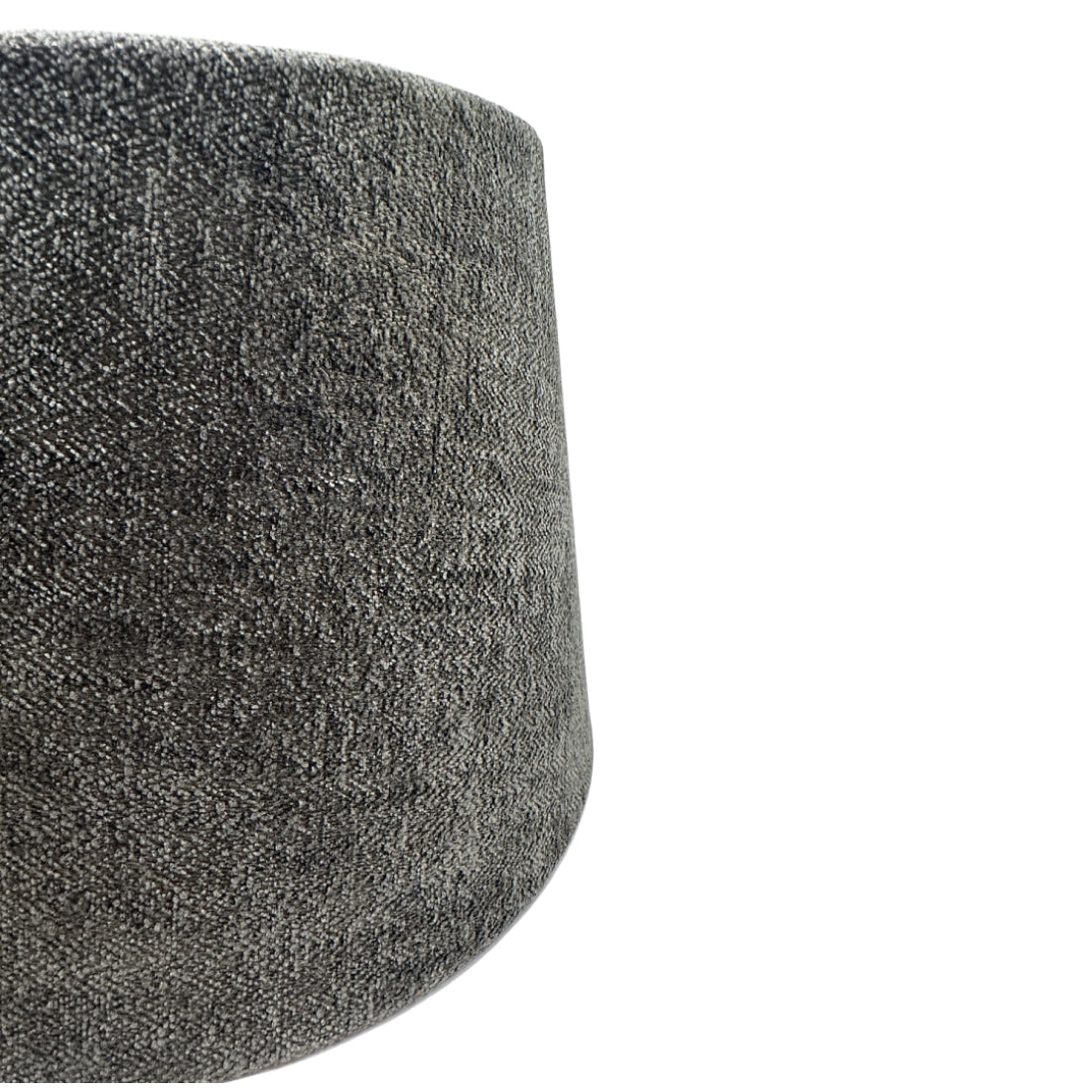 Deze antracieten lampenkap heeft een modern design en past perfect in elke eigentijdse interieurstijl. Een ware blikvanger!