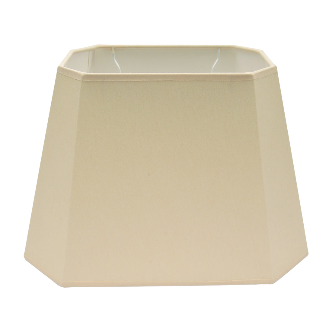 De beige lampenkap Conica heeft een eigentijdse uitstraling. Perfect voor sfeervolle verlichting in uw interieur.