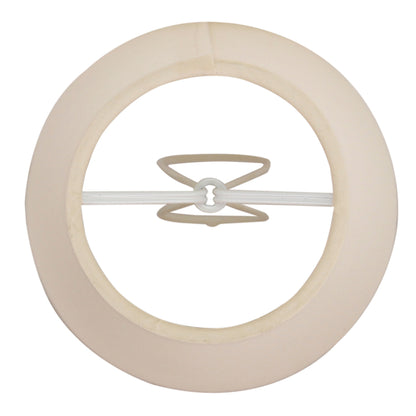 Deze beige lampenkap voegt een warme touch toe aan je interieur. Perfect voor het creëren van een gezellige sfeer.
