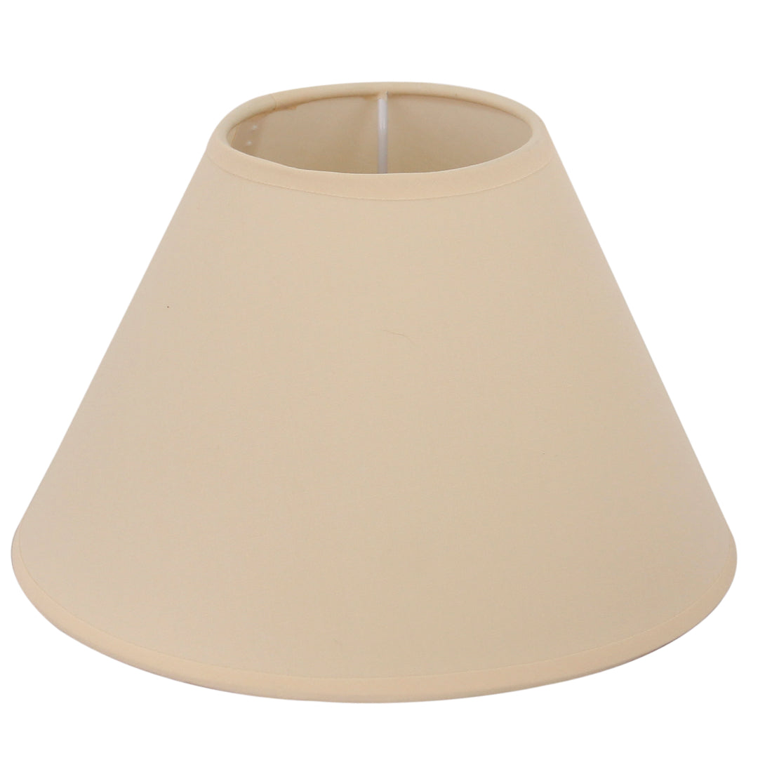 Deze beige lampenkap biedt een warme uitstraling voor elke lamp. Perfect voor een gezellige sfeer in jouw interieur.