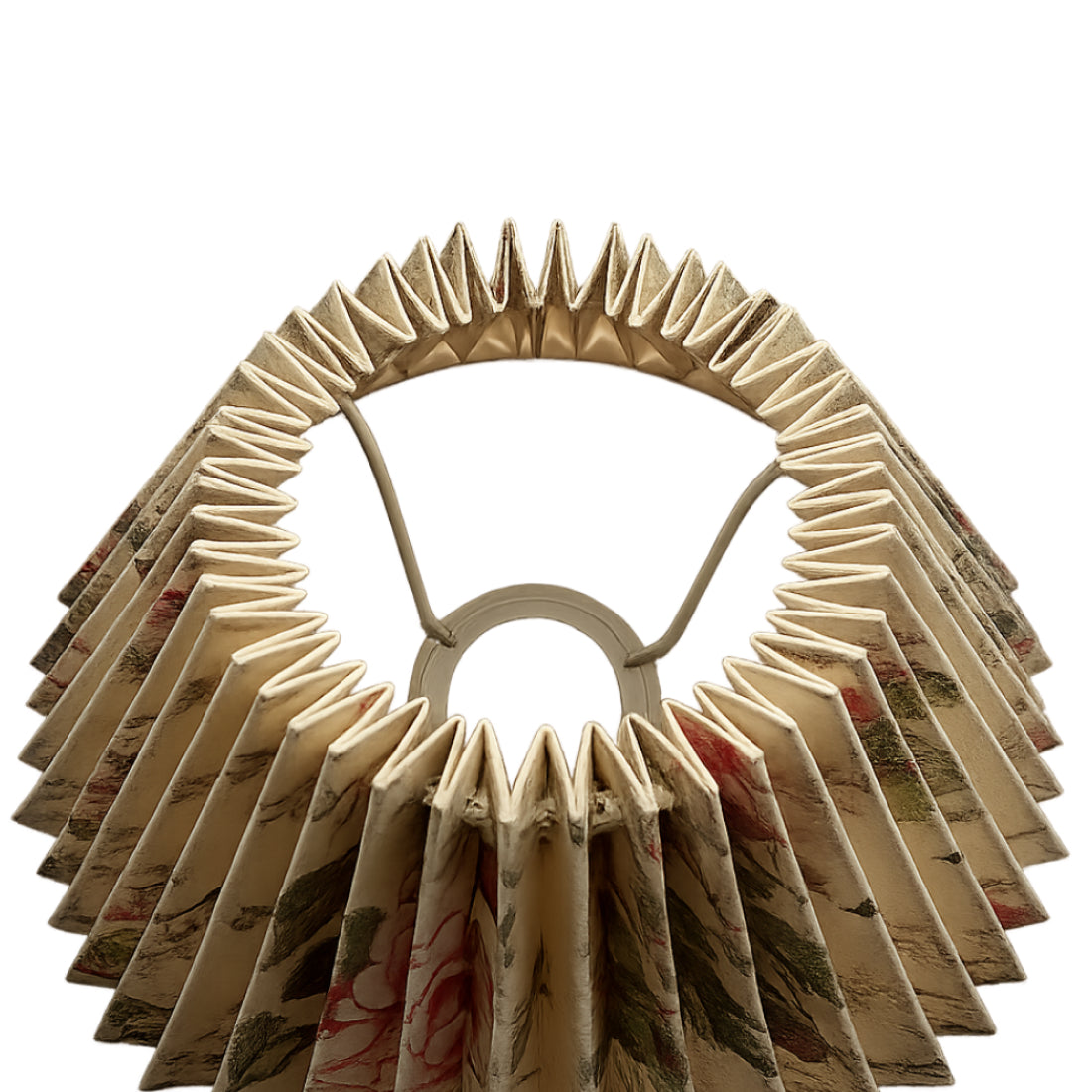 Deze lampenkap in warme kleuren voegt karakter toe aan elke ruimte. Perfect voor een sfeervolle verlichting!